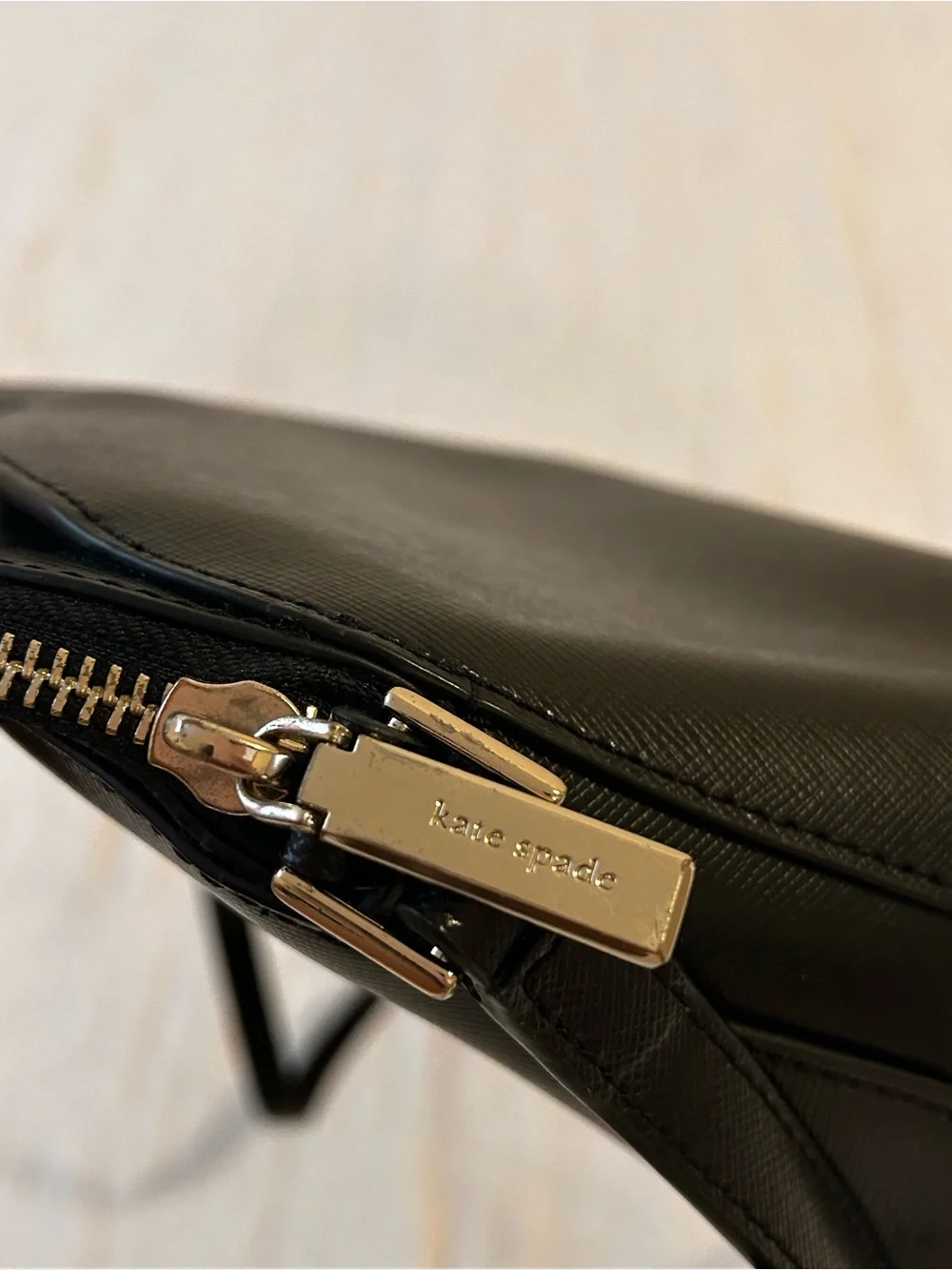 kate spade black dome crossbody bag